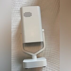 Mini WiFi Projector – New (with Remote & Accessories)